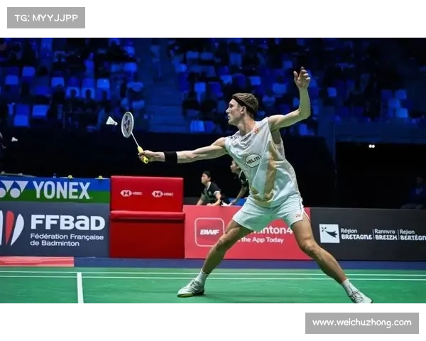 安赛龙在丹麦园艺展览中展示精心培育的盆栽艺术与绿色奇迹